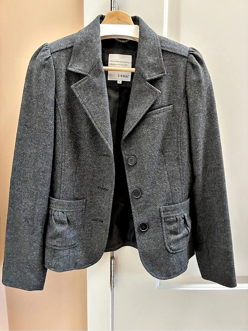 Signal Gray Wool Blazer Like New